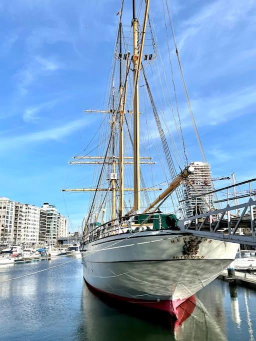 Ostend Chic, Luxe Loftstijl In Oostende Exteriör bild